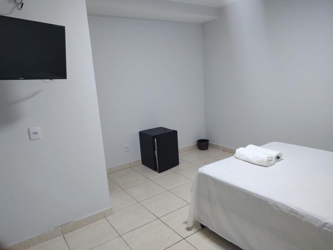 Hotel Londres Gyn Goiânia Exterior foto